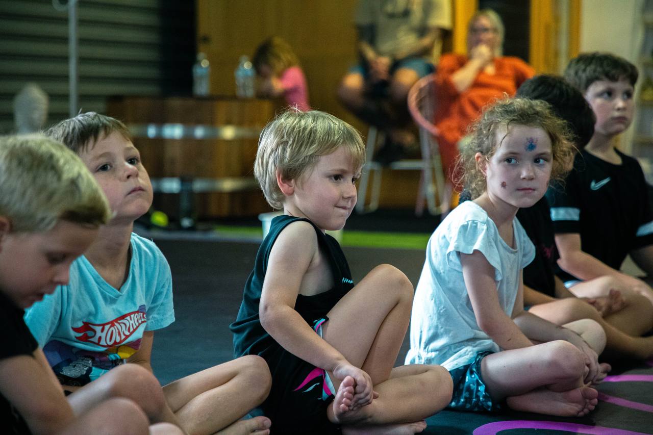 Kids sitting group